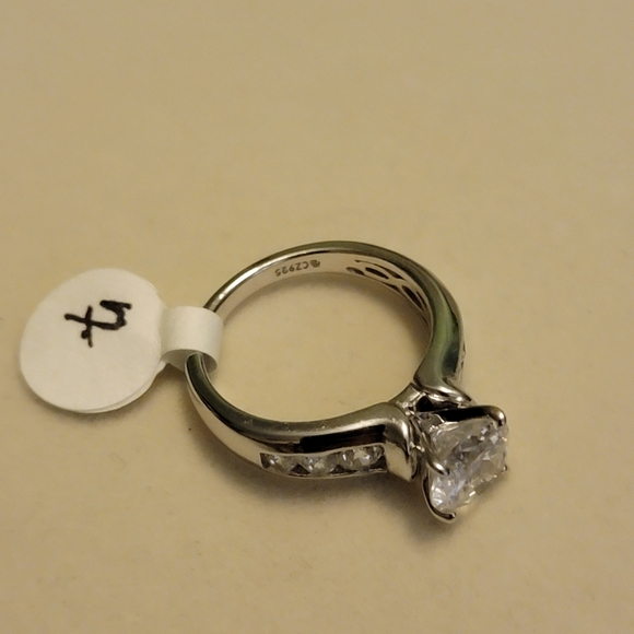 Sterling silver 925 cz size 7 - Picture 2 of 2